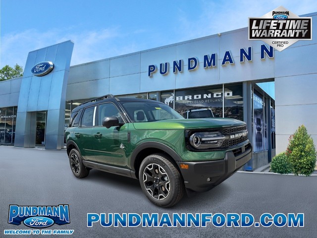 2025 Ford Bronco Sport Outer Banks at Pundmann Ford in St. Charles MO