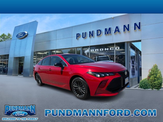 2021 Toyota Avalon Hybrid XSE at Pundmann Ford in St. Charles MO