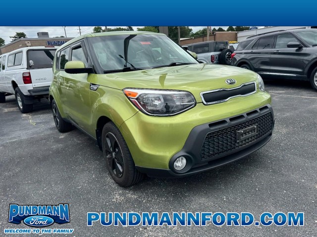 2015 Kia Soul Base at Pundmann Ford in St. Charles MO
