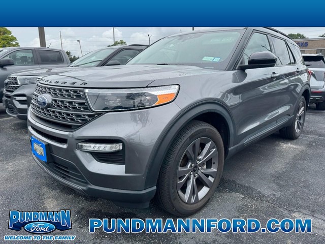 2022 Ford Explorer XLT at Pundmann Ford in St. Charles MO