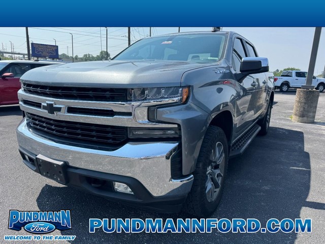 2021 Chevrolet Silverado 1500 4WD LT Crew Cab at Pundmann Ford in St. Charles MO