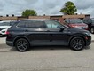 2023 Volkswagen Tiguan SE thumbnail image 02