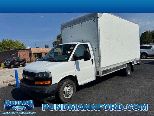 St. Charles MO 2018 Chevrolet Express Commercial Cutaway more details - chevrolet express commercial cutaway