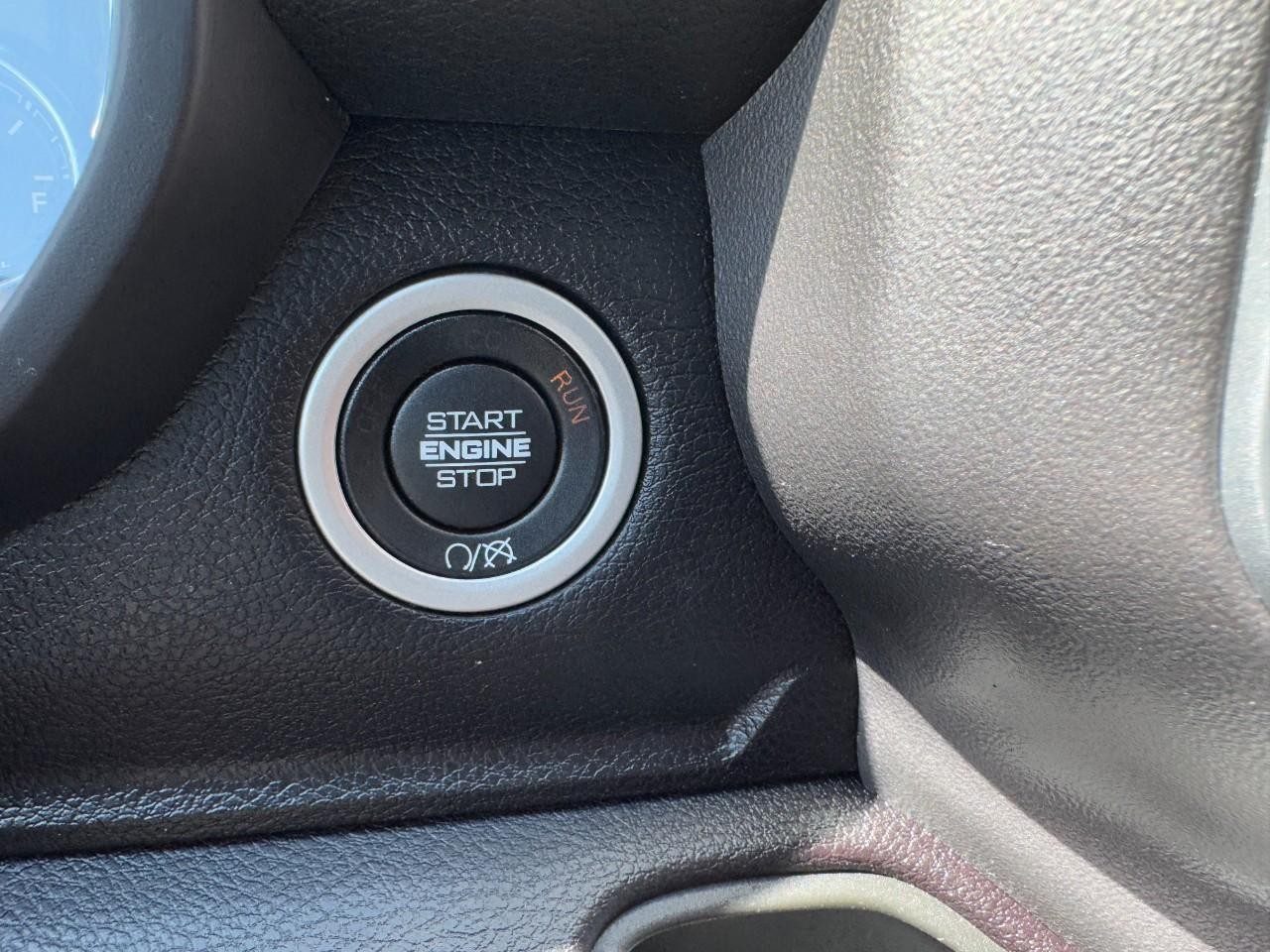 Ram 5500 Chassis Cab Vehicle Full-screen Gallery Image 20