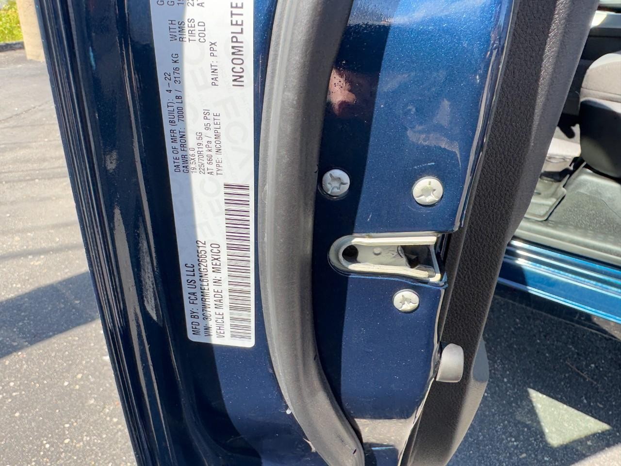 Ram 5500 Chassis Cab Vehicle Full-screen Gallery Image 22