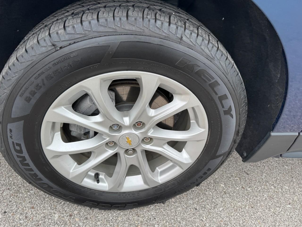 Chevrolet Equinox Vehicle Full-screen Gallery Image 07