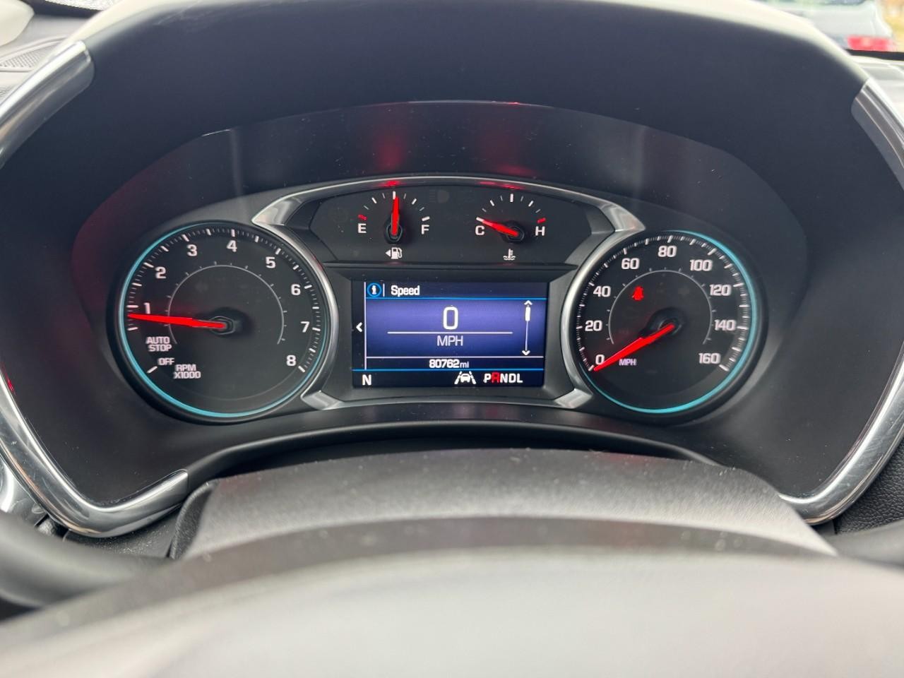 Chevrolet Equinox Vehicle Full-screen Gallery Image 22