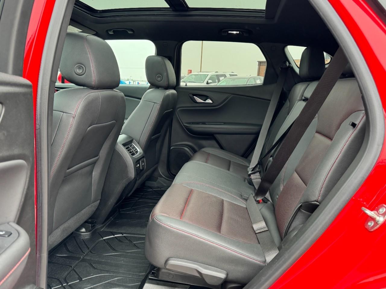 Chevrolet Blazer Vehicle Full-screen Gallery Image 10