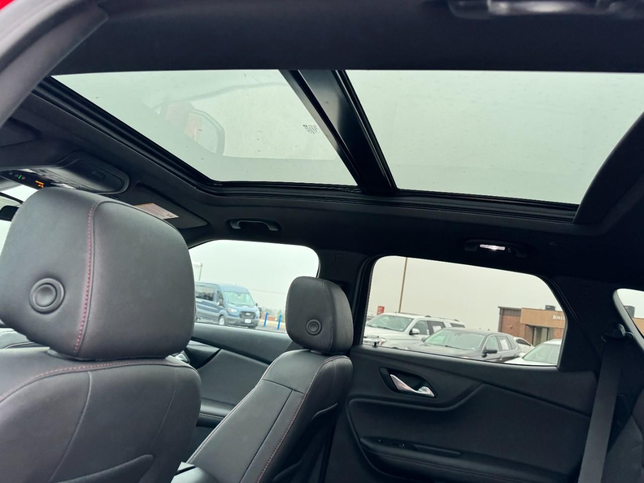 Chevrolet Blazer Vehicle Full-screen Gallery Image 11