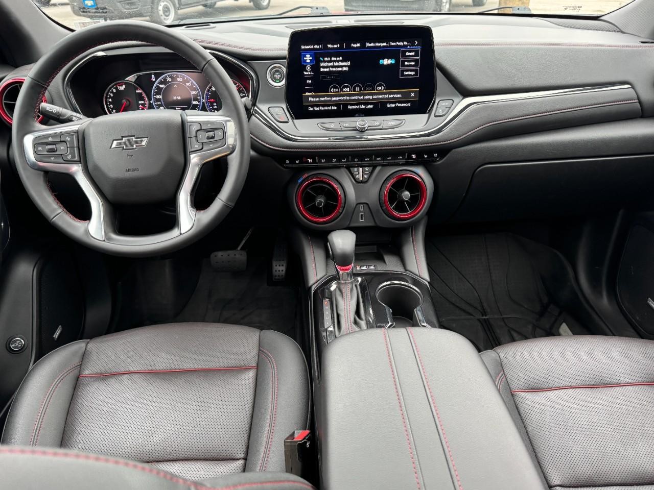 Chevrolet Blazer Vehicle Full-screen Gallery Image 12