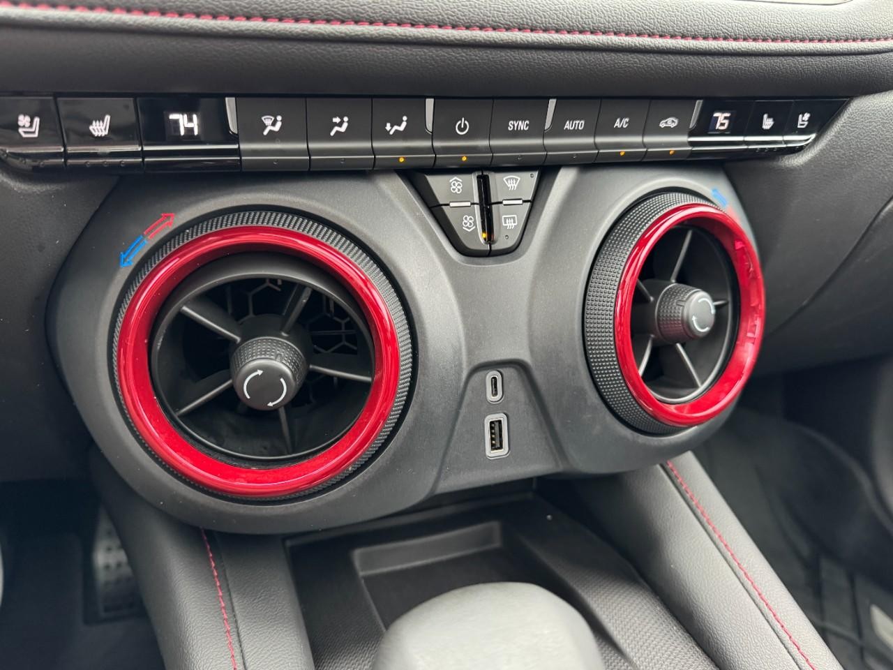 Chevrolet Blazer Vehicle Full-screen Gallery Image 19