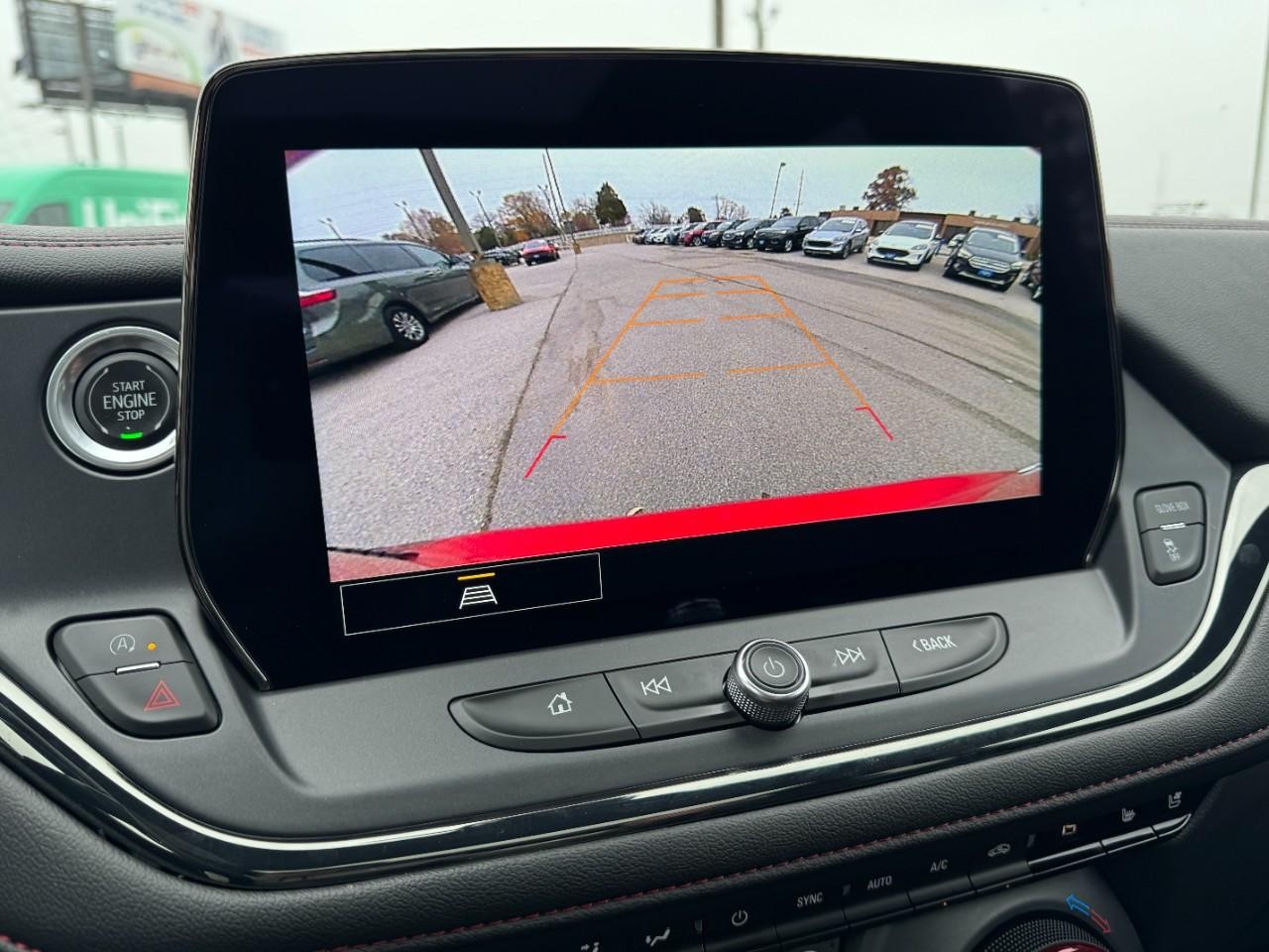 Chevrolet Blazer Vehicle Full-screen Gallery Image 22