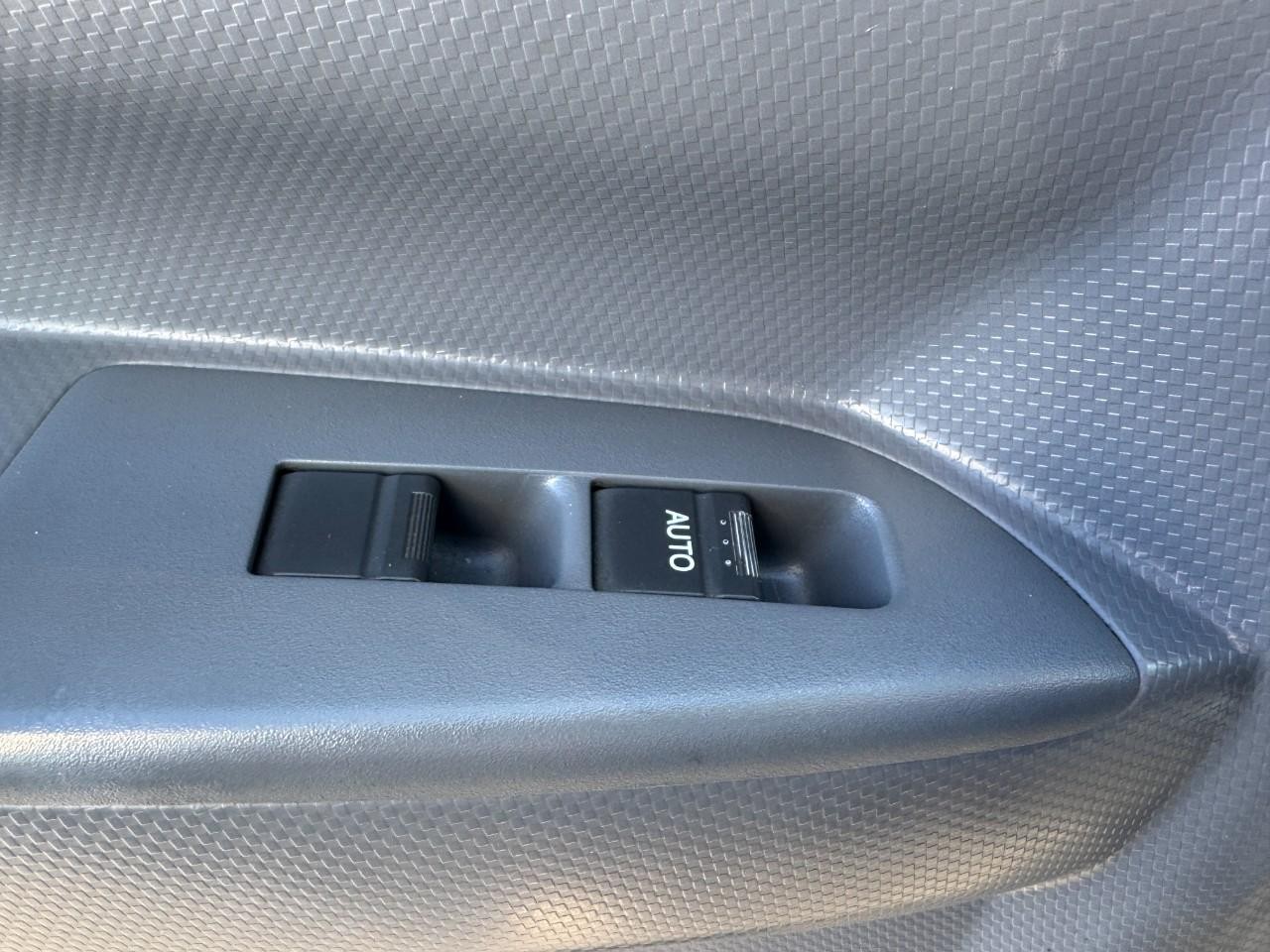 Chevrolet 3500 LCF Gas Vehicle Full-screen Gallery Image 11