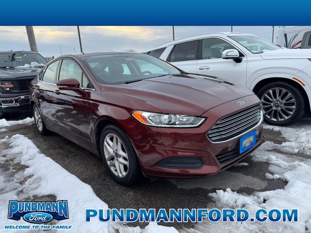 2016 Ford Fusion SE at Pundmann Ford in St. Charles MO
