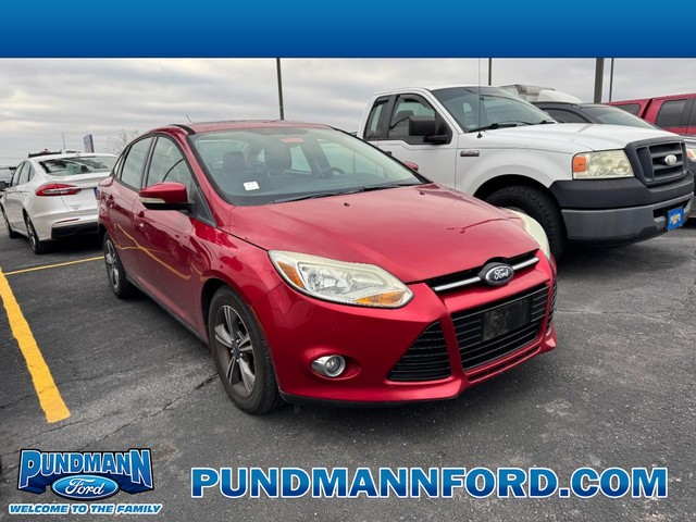 2012 Ford Focus SE at Pundmann Ford in St. Charles MO
