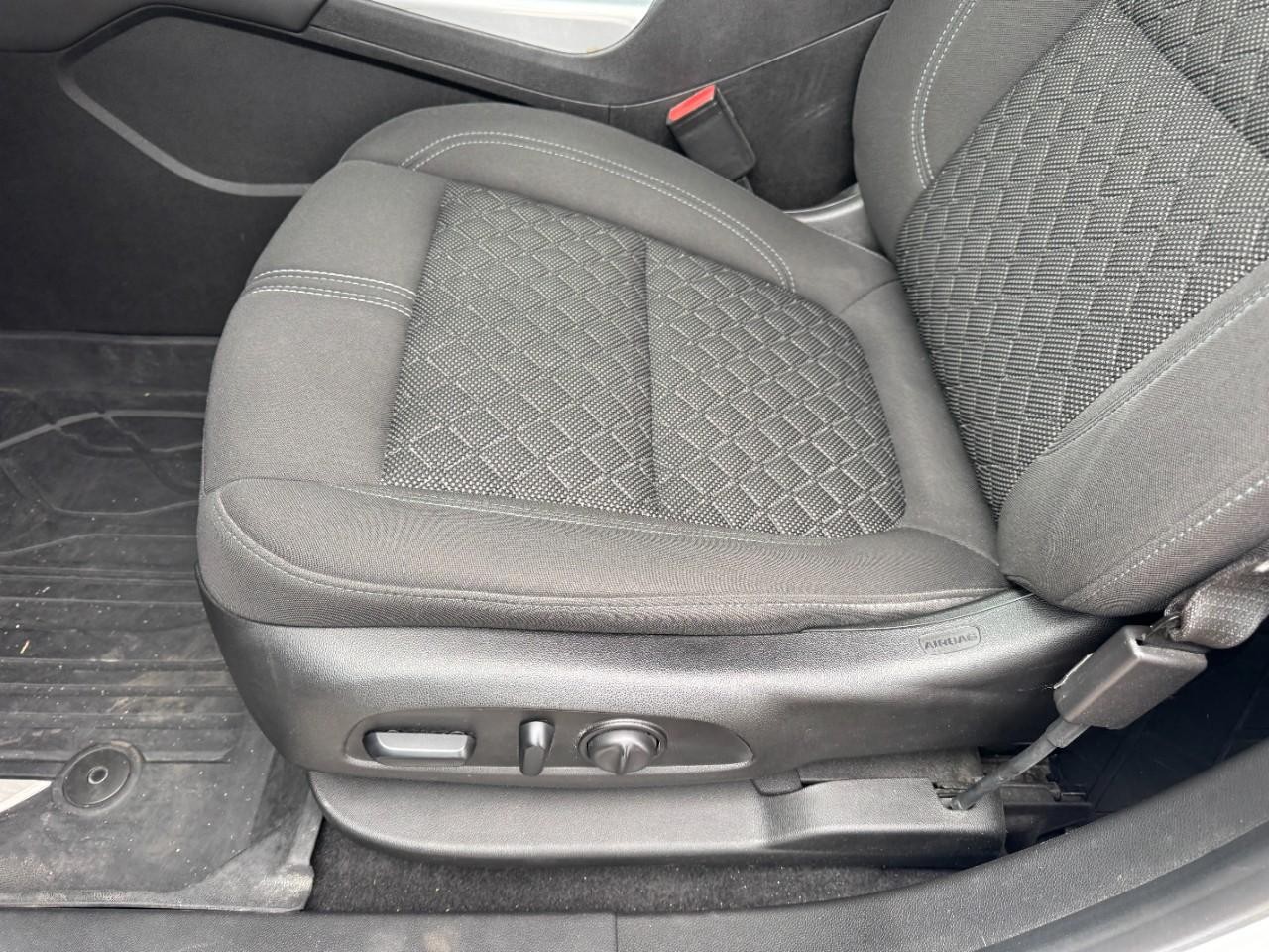 Chevrolet Blazer Vehicle Full-screen Gallery Image 14