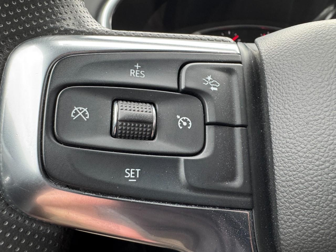 Chevrolet Blazer Vehicle Full-screen Gallery Image 16