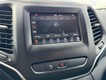 2020 Jeep Cherokee 2WD Altitude thumbnail image 19