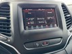 2020 Jeep Cherokee 2WD Altitude thumbnail image 20