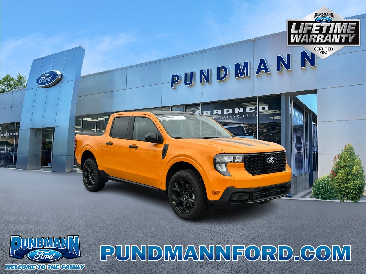 Orange Fury Metallic Tri-Coat 2026 Ford Maverick XLT SuperCrew AWD Pickup Truck All-Wheel Drive Automatic