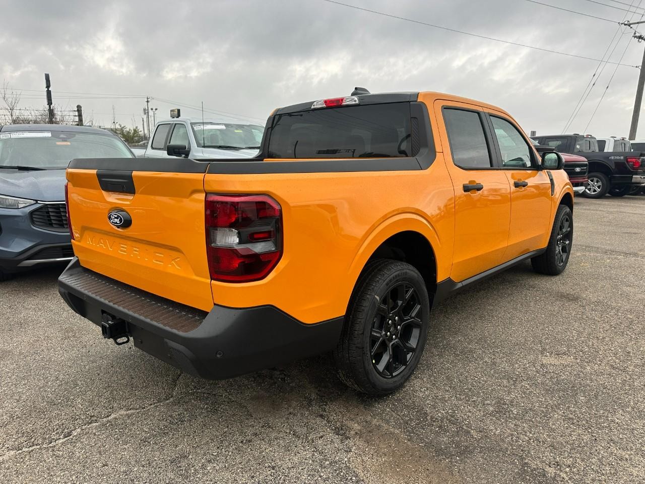 View vehicle photo 3