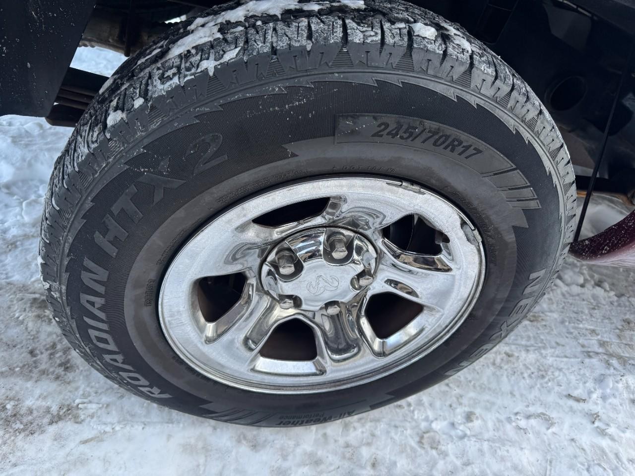 Dodge Ram 1500 Vehicle Full-screen Gallery Image 05