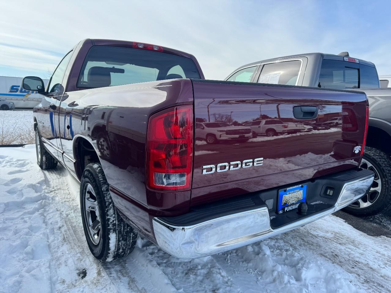 Dodge Ram 1500 Vehicle Full-screen Gallery Image 07