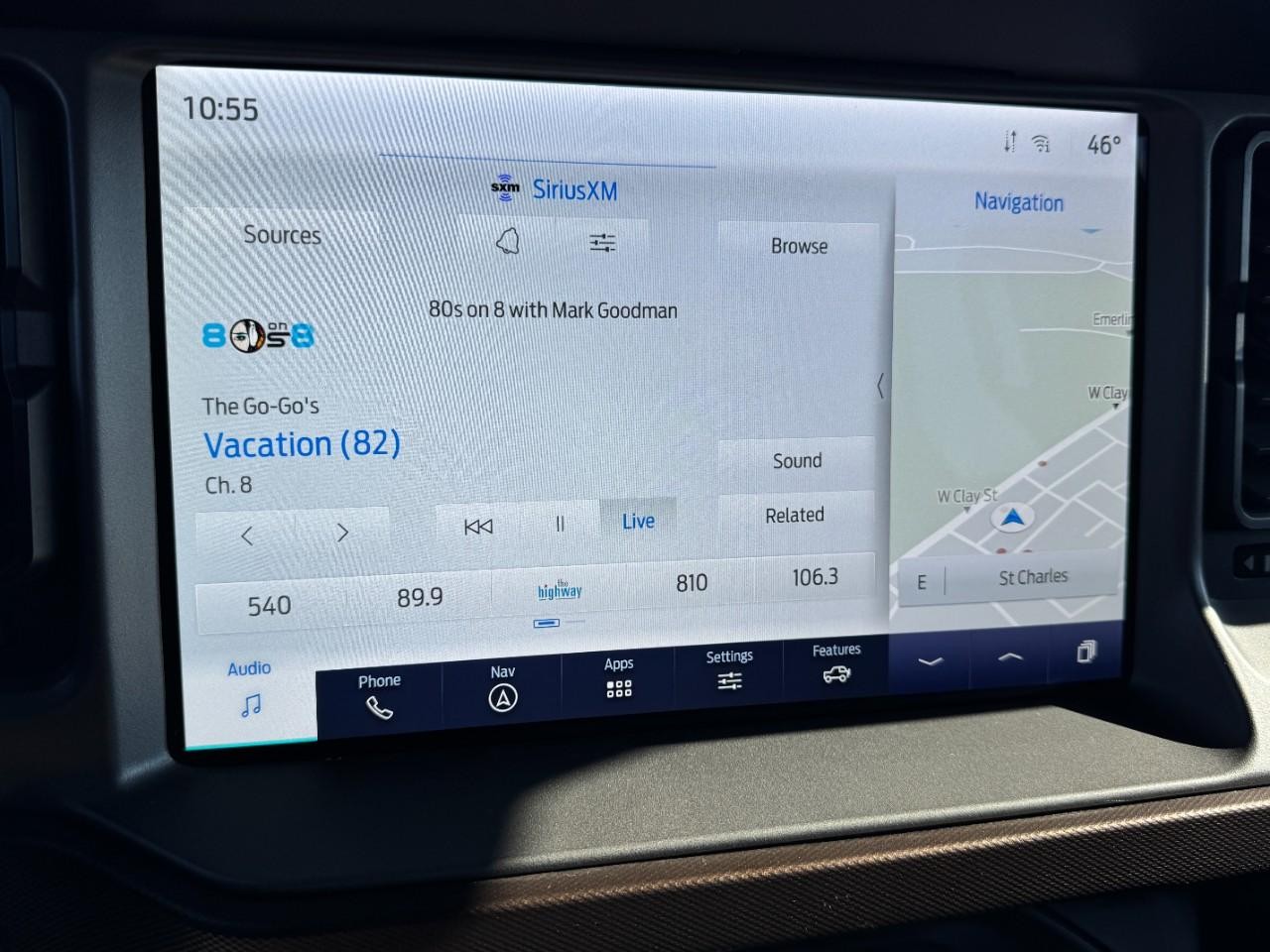 Ford Bronco Vehicle Full-screen Gallery Image 18