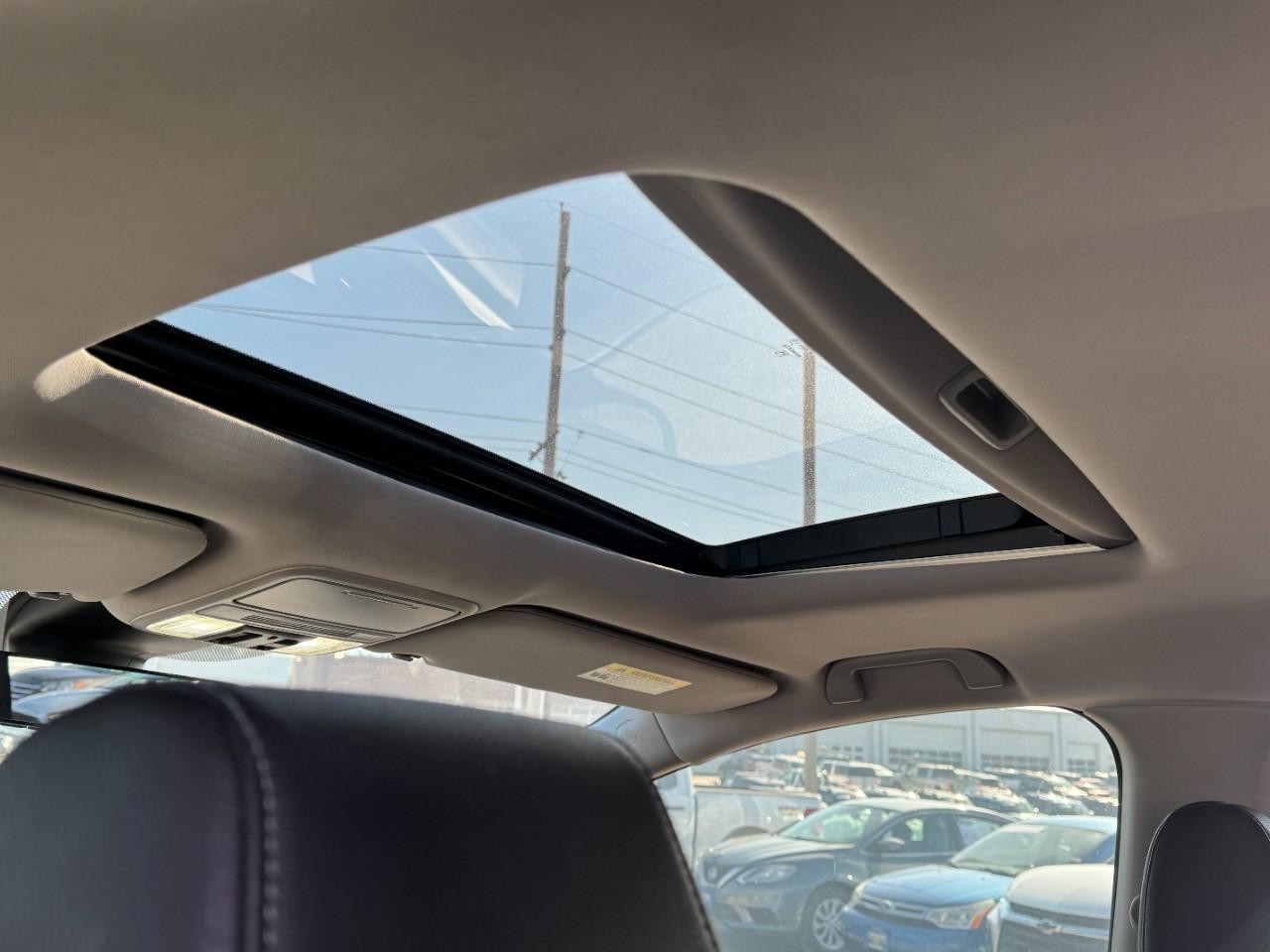 Honda Odyssey Vehicle Full-screen Gallery Image 10