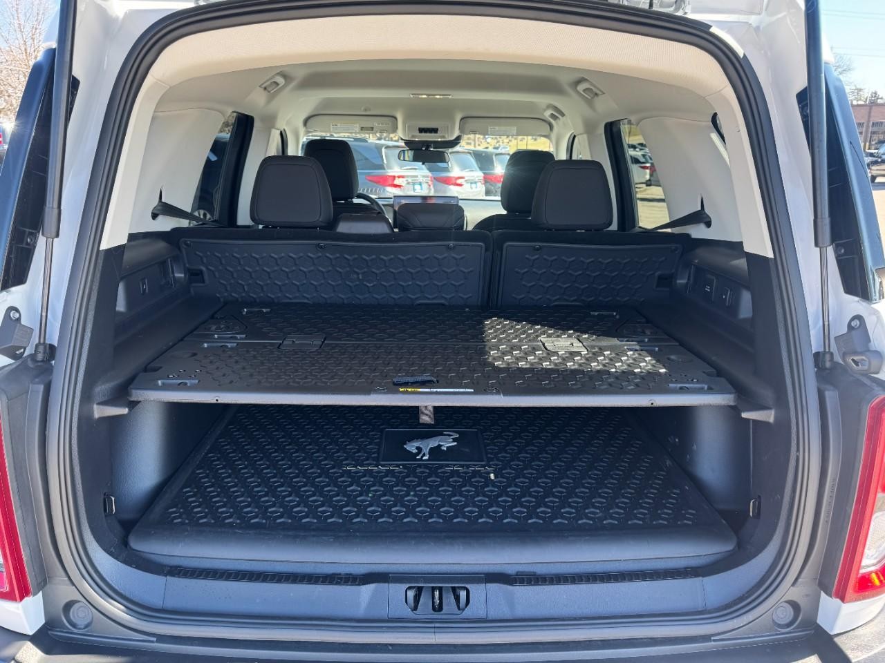 Ford Bronco Sport Vehicle Full-screen Gallery Image 06