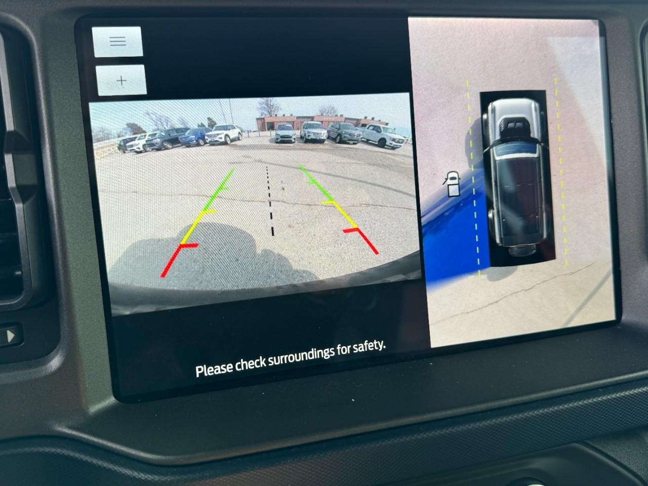 Ford Bronco Vehicle Full-screen Gallery Image 19