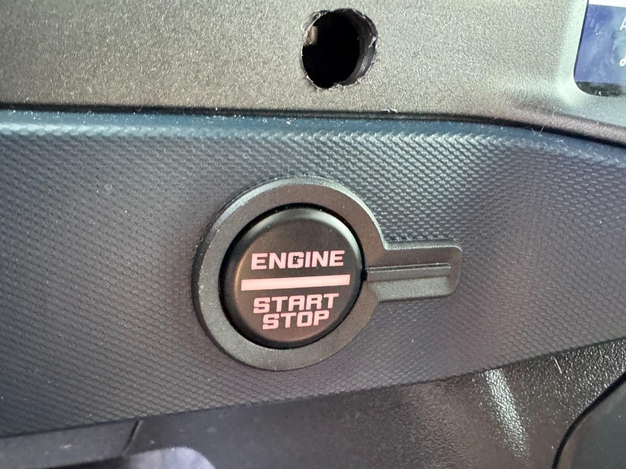 Ford Bronco Vehicle Full-screen Gallery Image 20