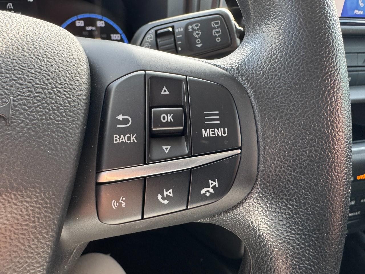 Ford Bronco Sport Vehicle Full-screen Gallery Image 17