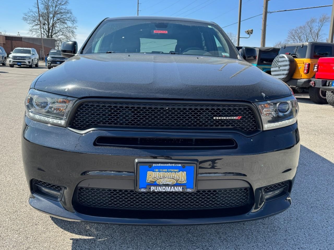 Dodge Durango Vehicle Full-screen Gallery Image 09