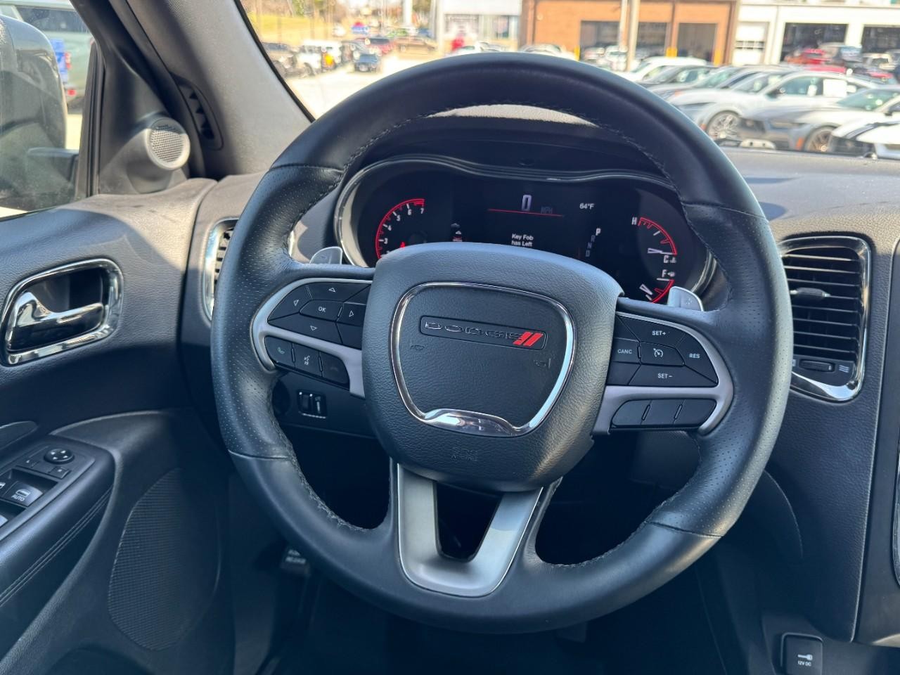 Dodge Durango Vehicle Full-screen Gallery Image 12