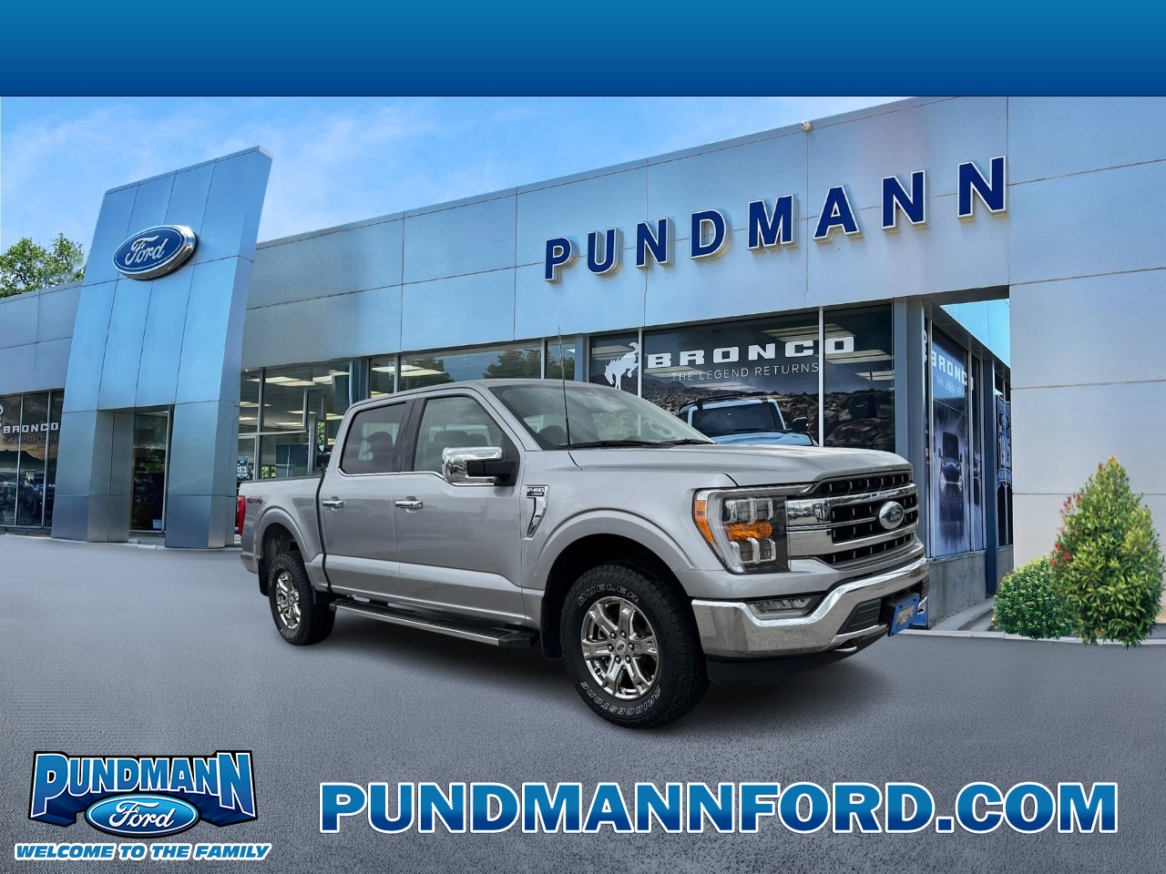Iconic Silver Metallic 2021 Ford F-150 Lariat SuperCrew 4WD Pickup Truck Four-Wheel Drive Automatic