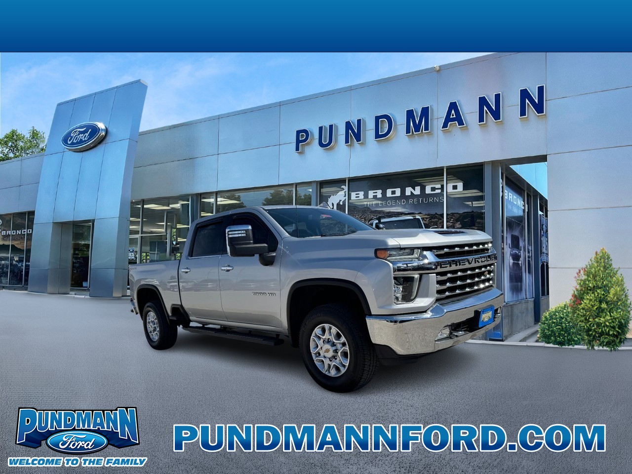 Silver Ice Metallic 2023 Chevrolet Silverado 2500HD LTZ Crew Cab 4WD Pickup Truck Four-Wheel Drive Automatic