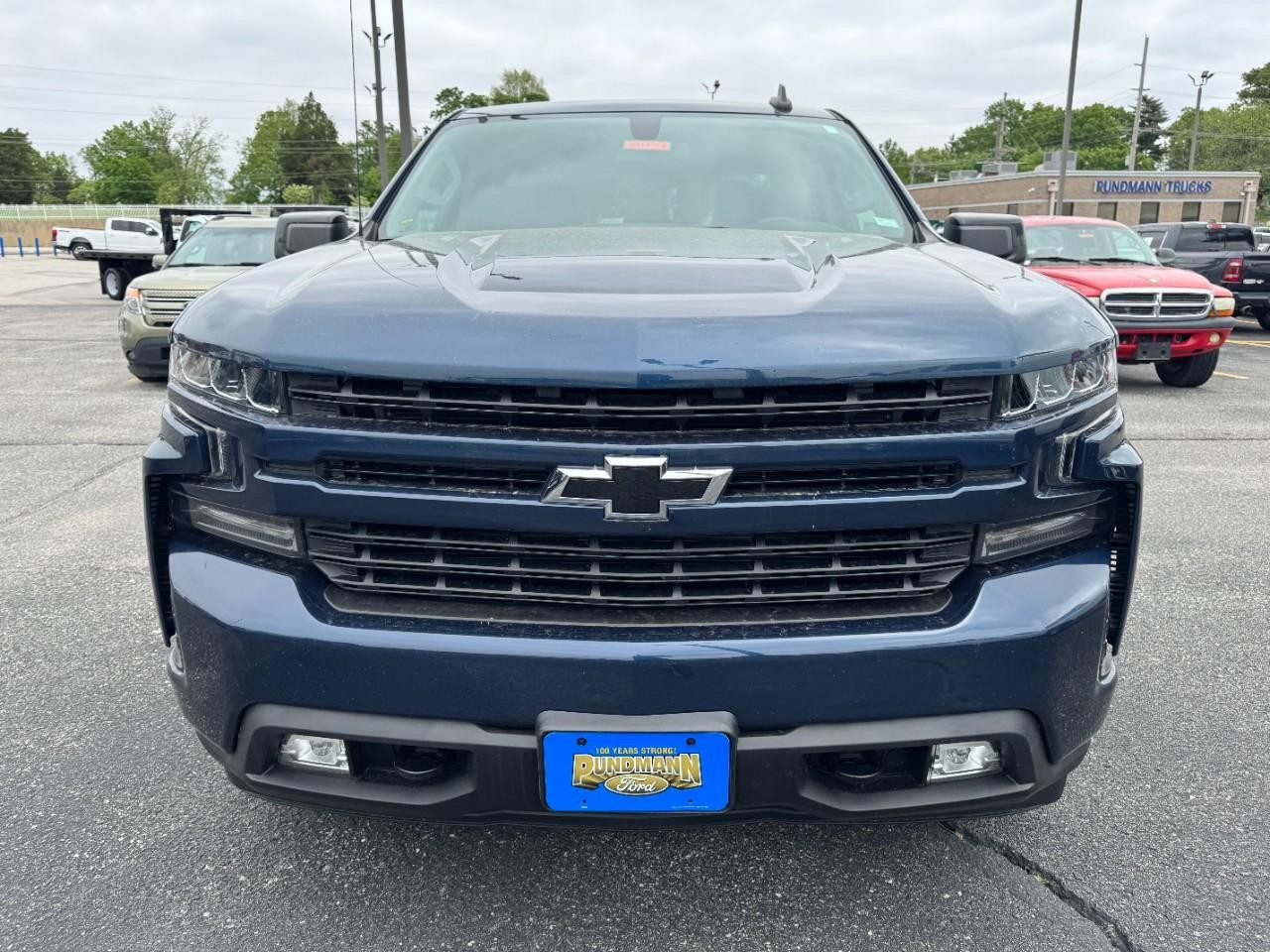 Chevrolet Silverado 1500 Vehicle Full-screen Gallery Image 09
