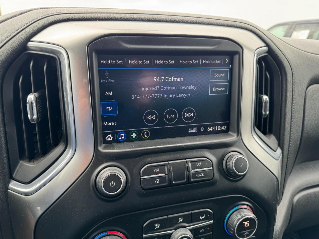 Chevrolet Silverado 1500 Vehicle Full-screen Gallery Image 20