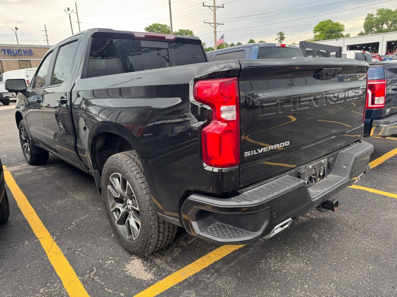 Chevrolet Silverado 1500 Vehicle Full-screen Gallery Image 08