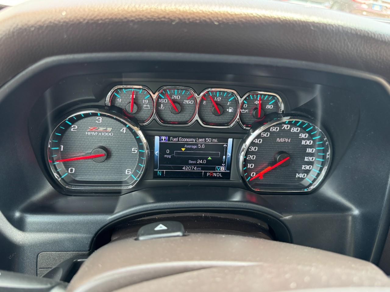 Chevrolet Silverado 1500 Vehicle Full-screen Gallery Image 20