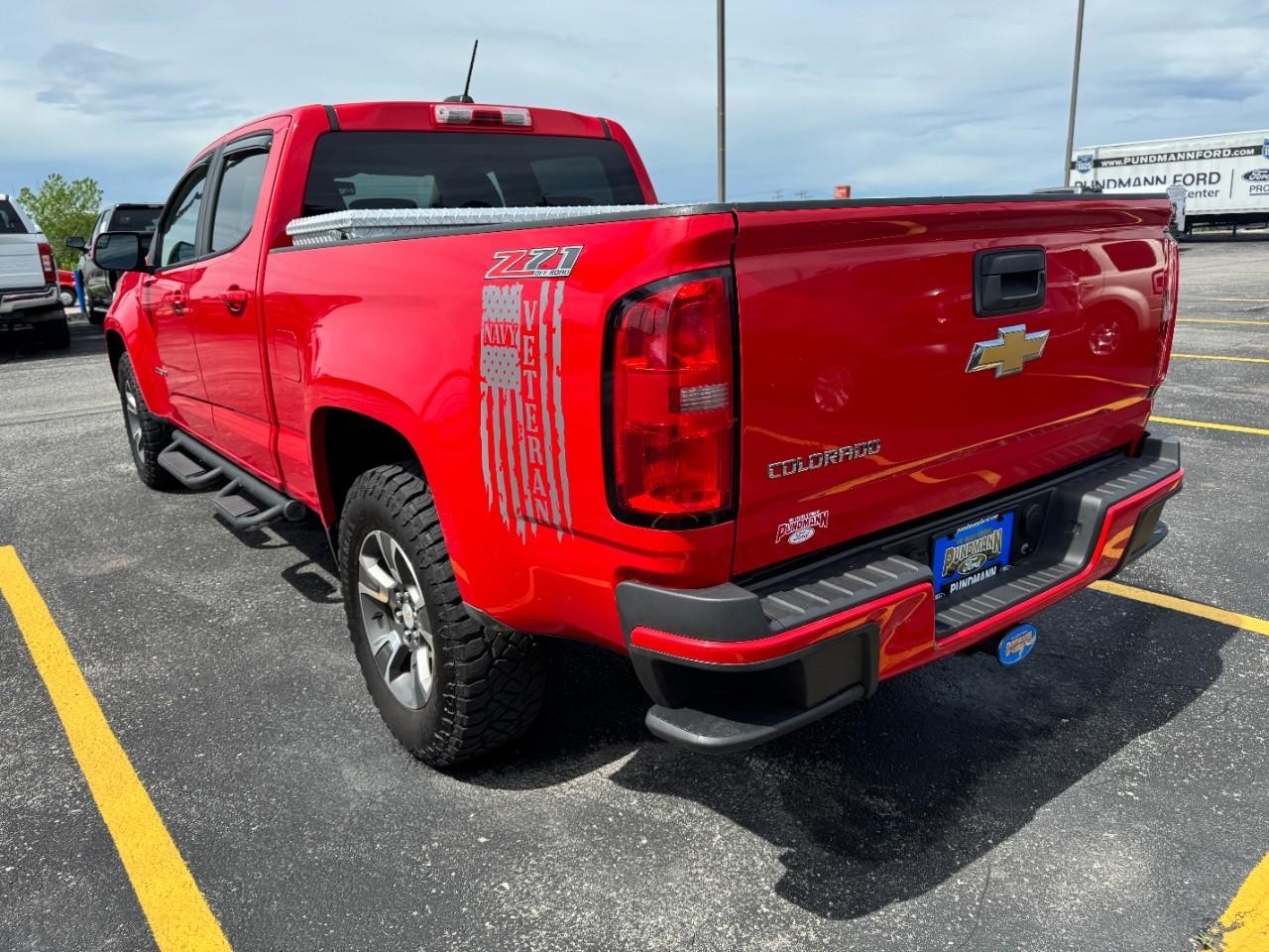 Chevrolet Colorado Vehicle Full-screen Gallery Image 07