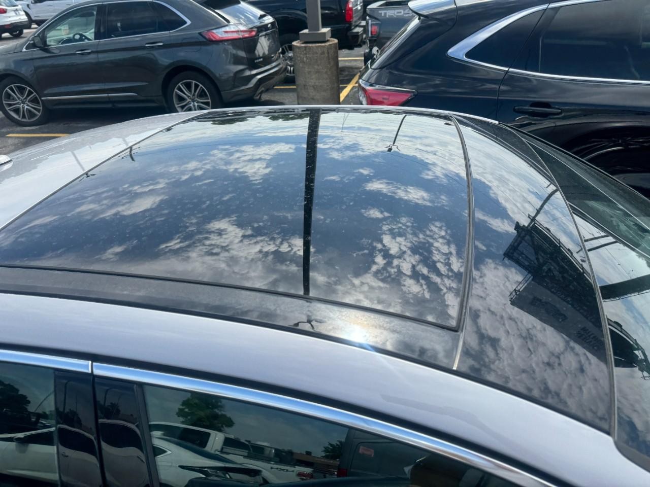 Audi A3 Vehicle Full-screen Gallery Image 04