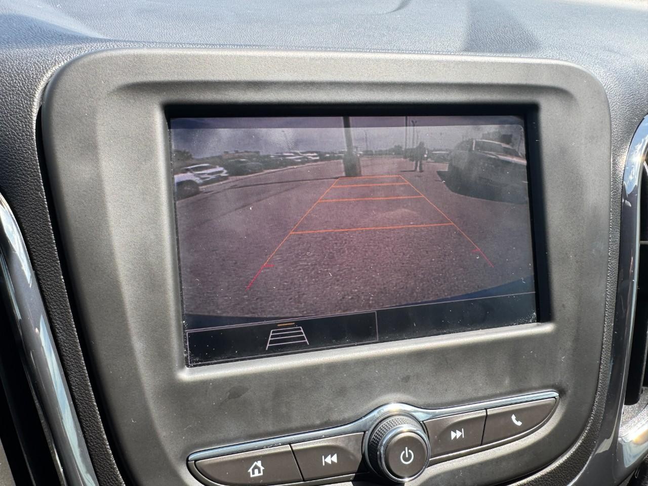 Chevrolet Equinox Vehicle Full-screen Gallery Image 20