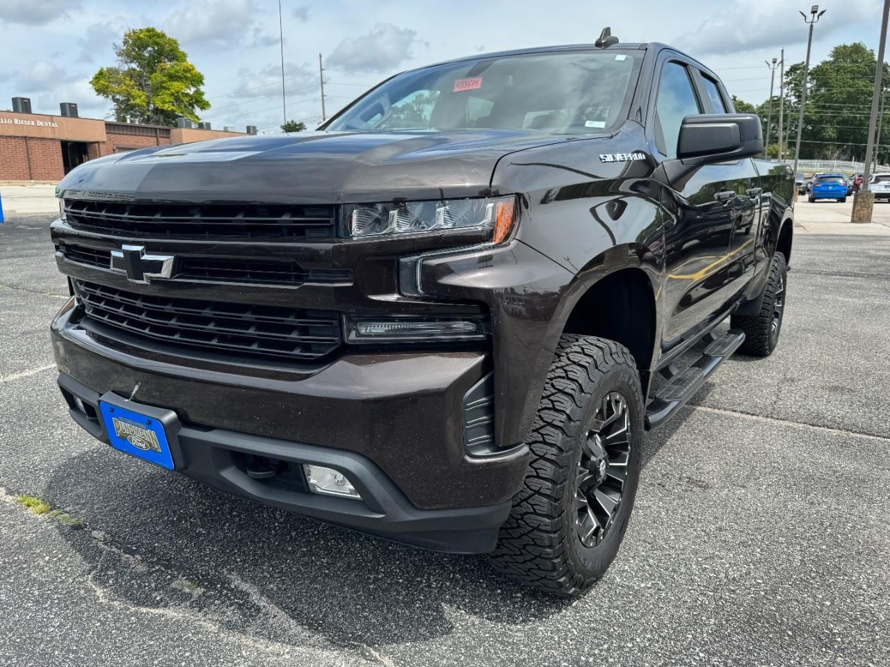 Chevrolet Silverado 1500 Vehicle Full-screen Gallery Image 08
