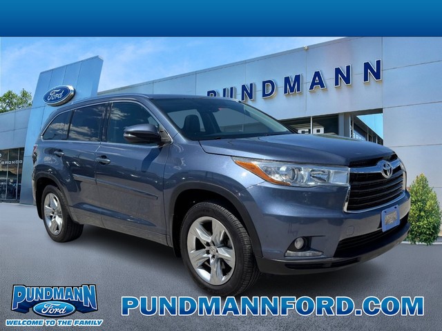 St. Charles MO 2015 Toyota Highlander more details - toyota highlander