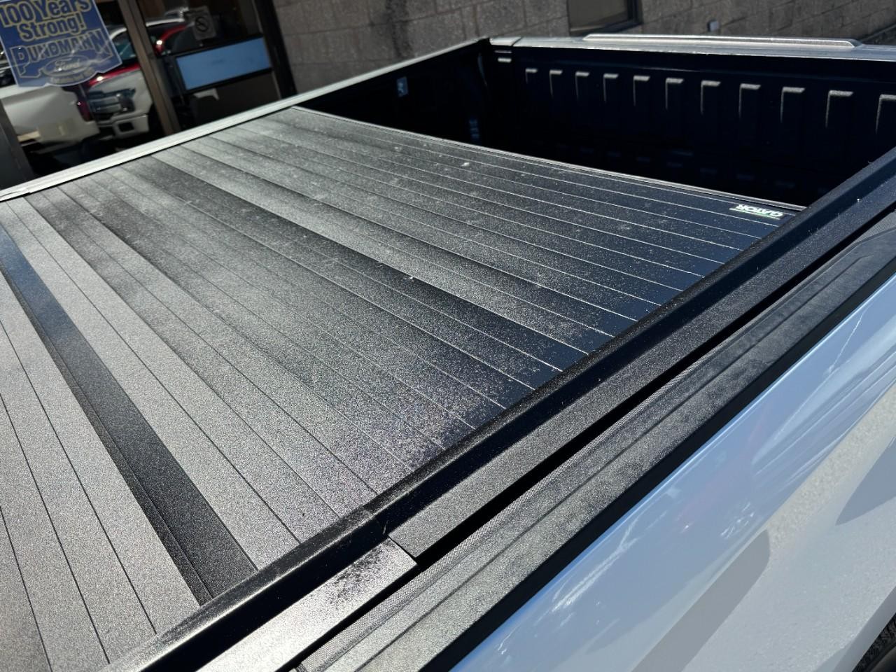 Chevrolet Silverado 1500 LTD Vehicle Full-screen Gallery Image 07