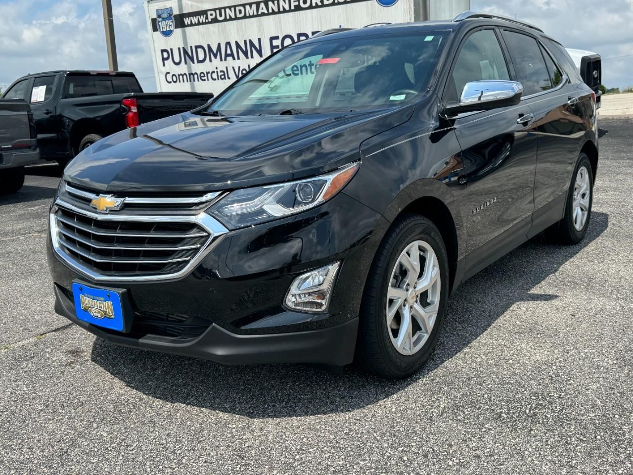 Chevrolet Equinox Vehicle Full-screen Gallery Image 08