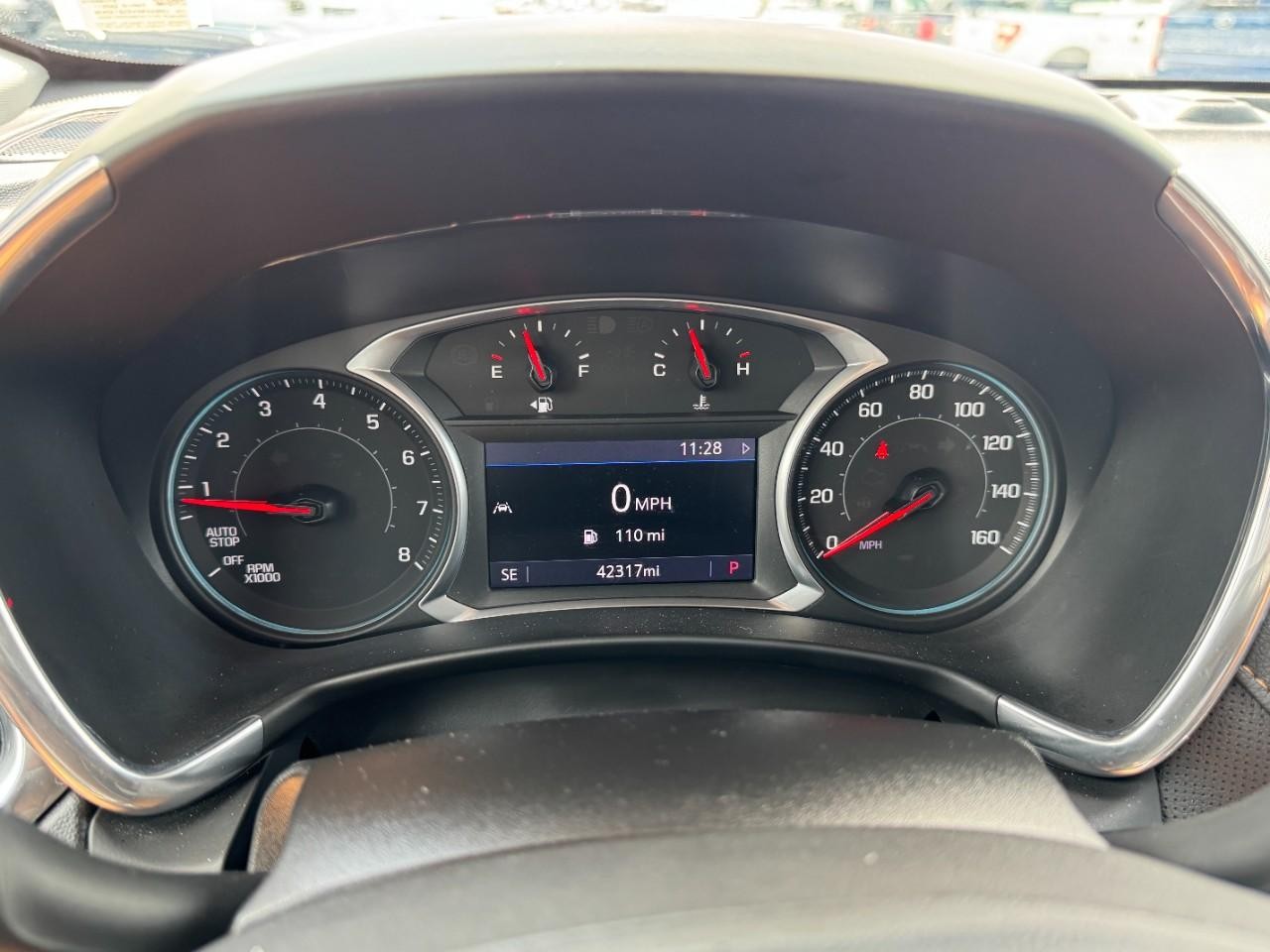 Chevrolet Equinox Vehicle Full-screen Gallery Image 23