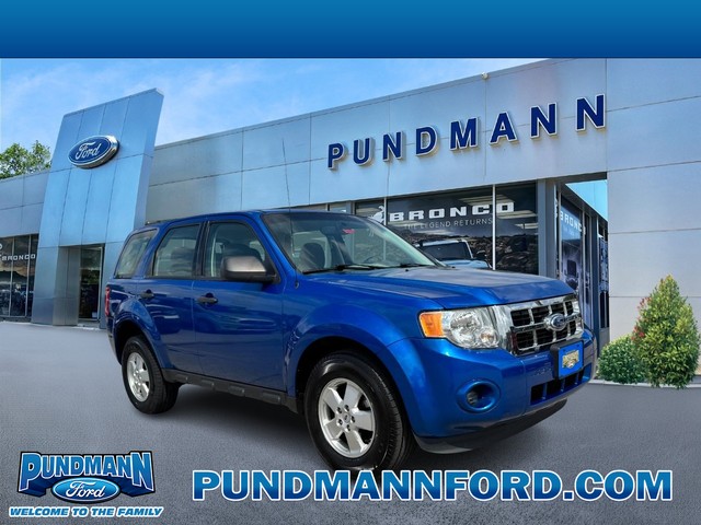 St. Charles MO 2011 Ford Escape more details - ford escape